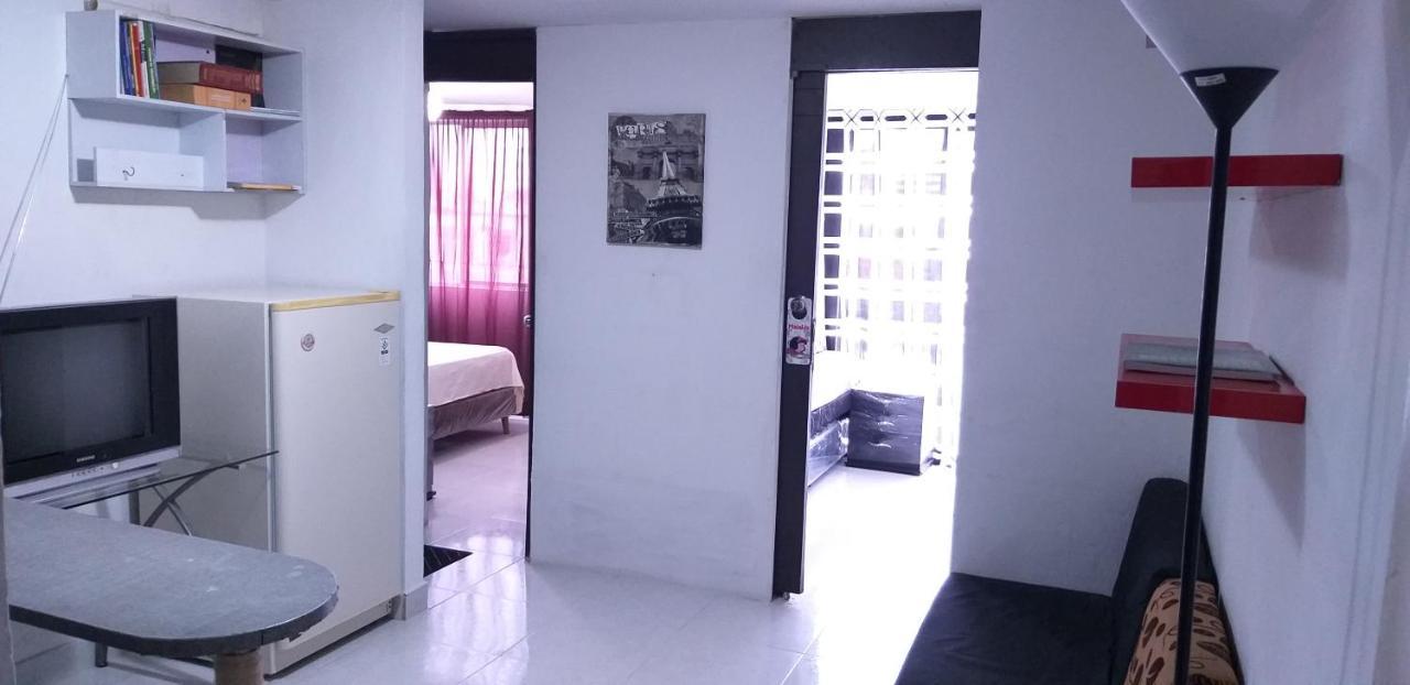 Centro! San Lorenzo - Downtown - Apto Con 2 Hab & Parqueadero Medellín Eksteriør billede