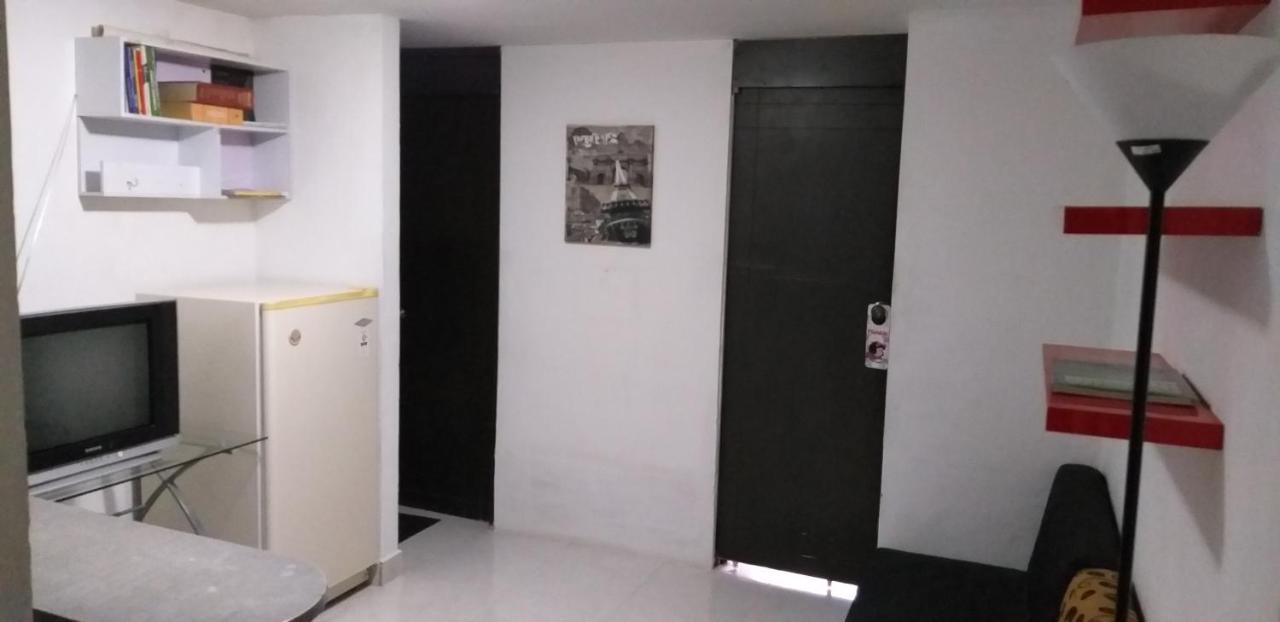 Centro! San Lorenzo - Downtown - Apto Con 2 Hab & Parqueadero Medellín Eksteriør billede